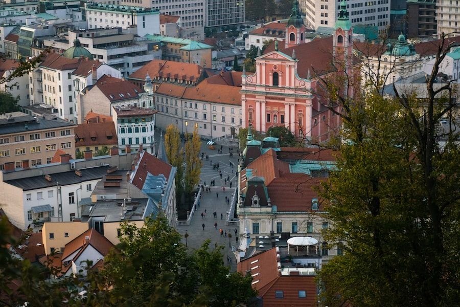 Slovenia Travel Blog_Things to do in Slovenia_Best Cycling Itineraries_ljubljana