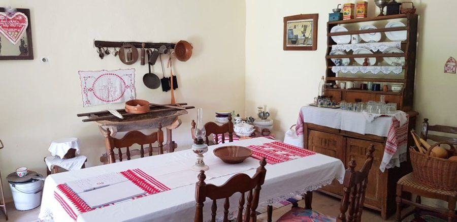 Things To Do In Slavonia - Snašinih Kućari Kitchen