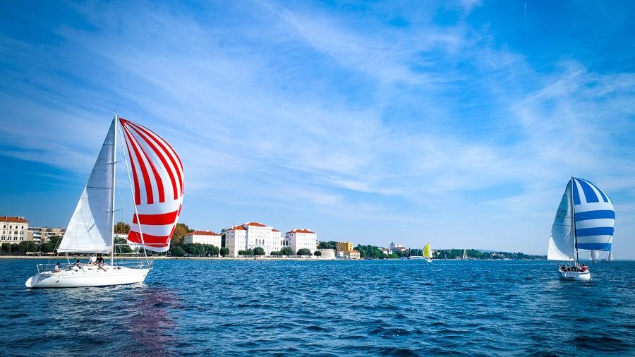 Zadarska Koka - Red and Blue Sails