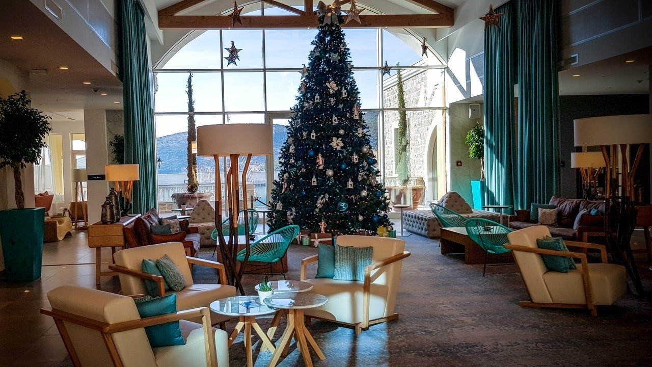 The Chedi Lustica Bay_Christmas Tree