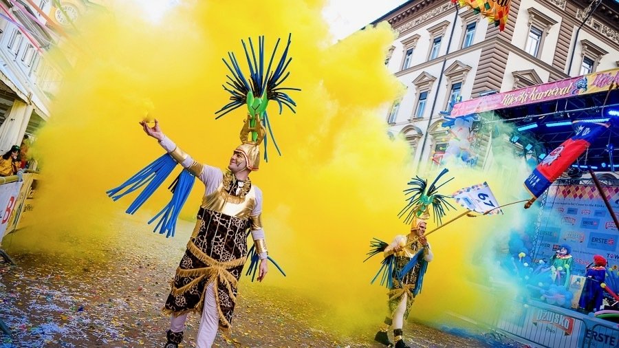 Rijeka Carnival_Yellow