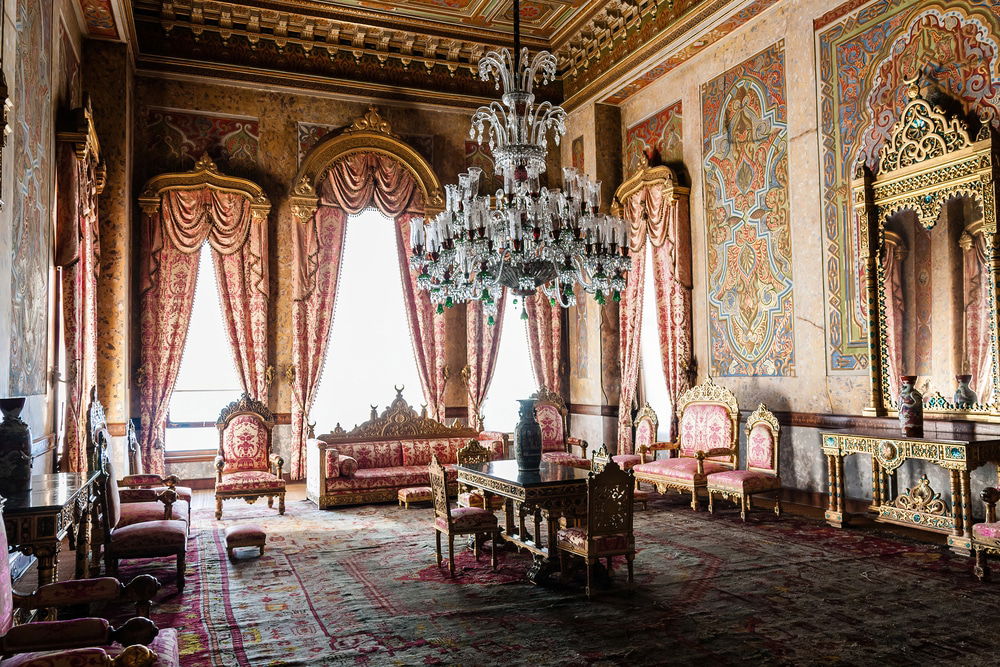 8 Ottoman Palaces In Istanbul & How To Get To Each One