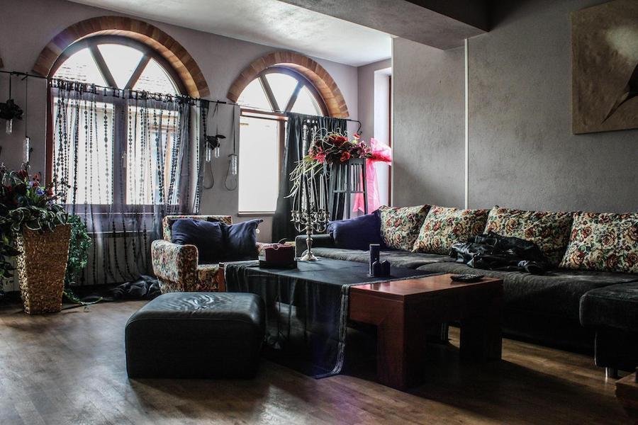 Bulgaria Travel Blog_Where to Stay in Veliko Tarnovo_Le Rendezvous Apartment