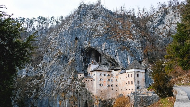 3 days in Slovenia - Predjama Castle