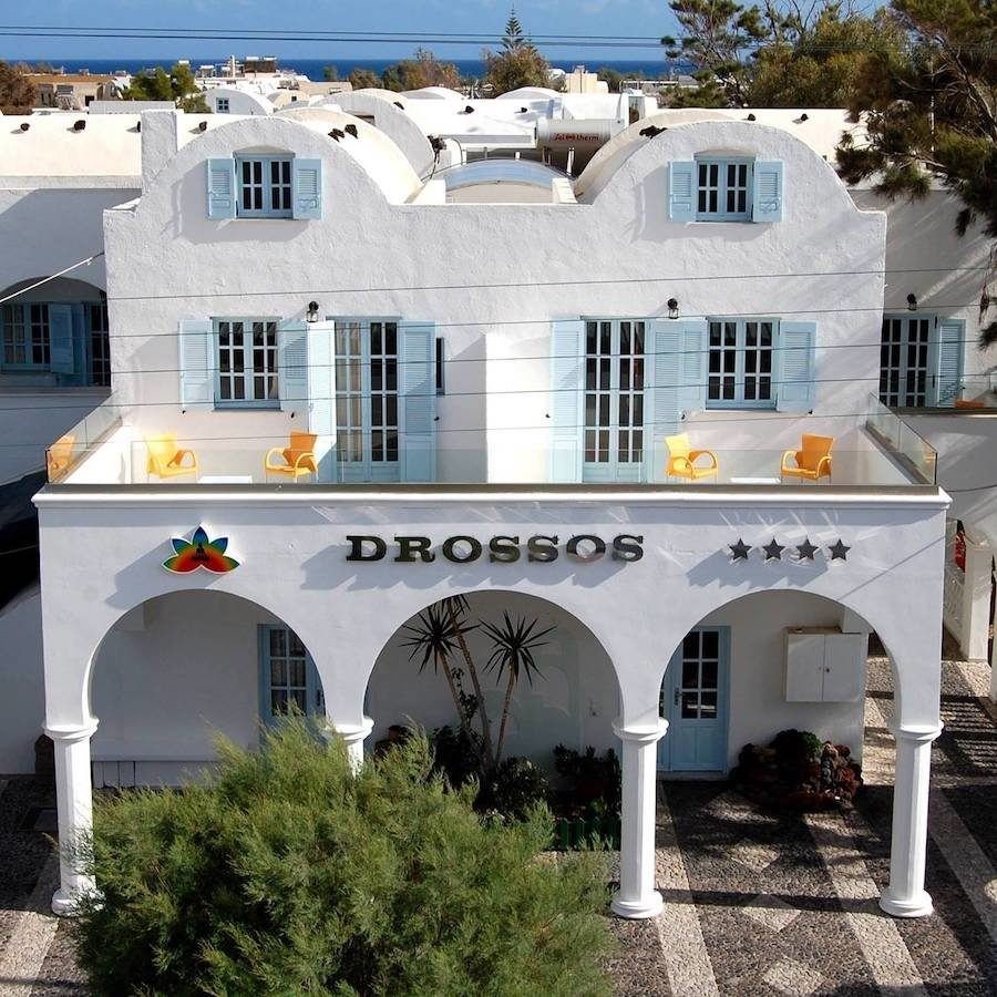 Greece Travel Blog_Where To Stay In Santorini_Drossos Hotel