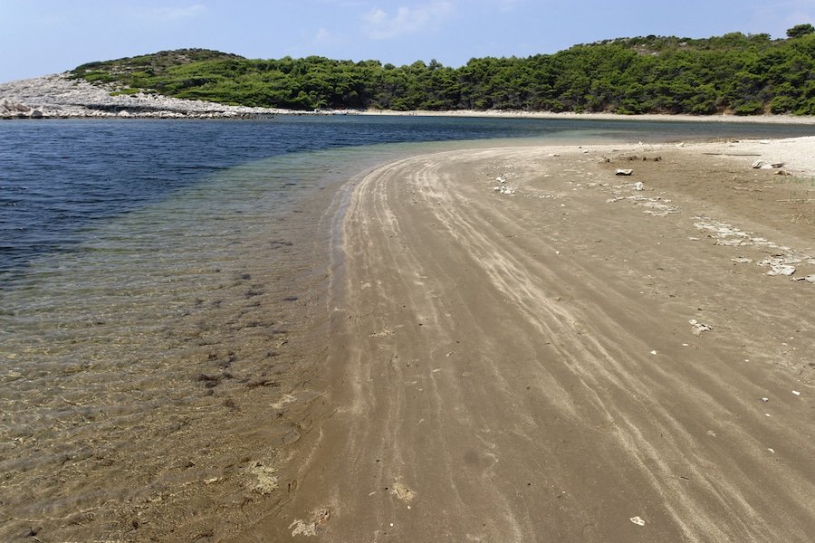 Best Sandy Beaches In Croatia - Saplunara