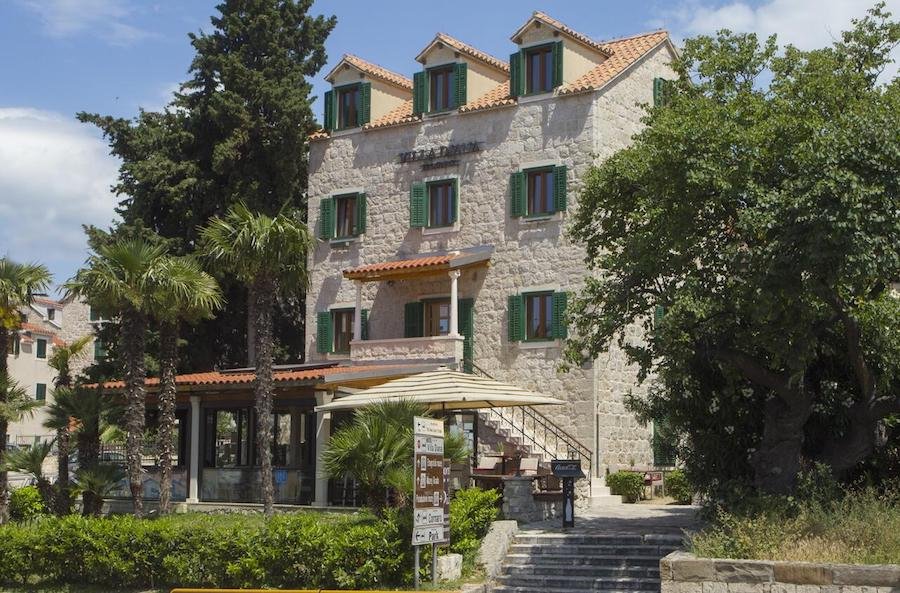 Croatia Travel Blog_Where To Stay In Split_Hotel Villa Diana