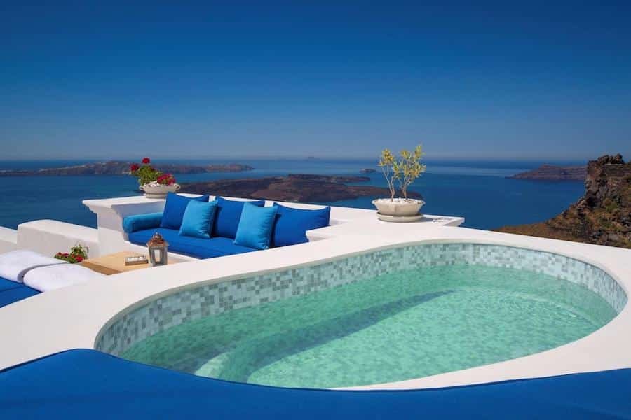 Greece Travel Blog_Best Cave Hotels In Greece_Iconic Santorini Boutique Cave Hotel