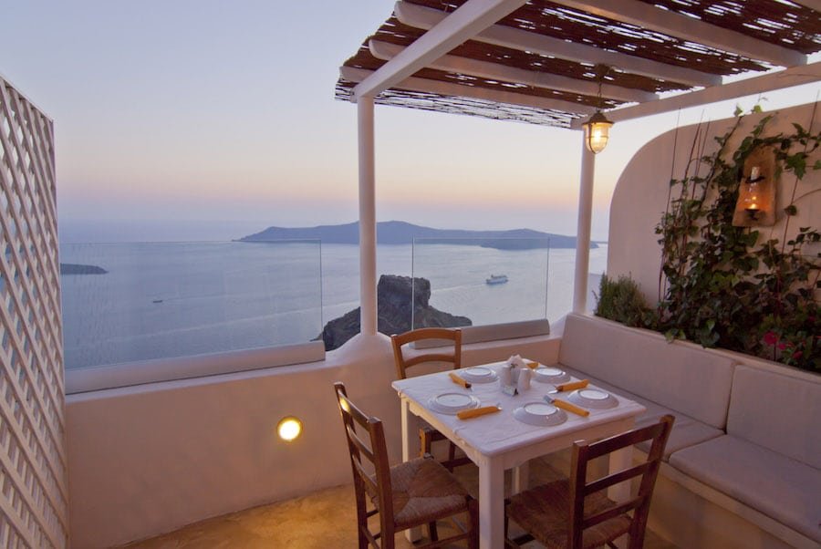 Greece Travel Blog_Things To Do In Santorini With Kids_Mezzo restaurant