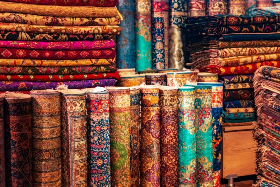 Turkish Souvenirs - Best Gifts From Turkey - Carpets In Turkey