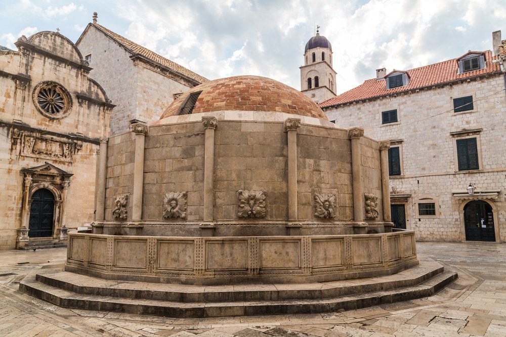 Looking for things to do in Dubrovnik? Don't miss the Onofrio's Large Fountain located in the middle of the bustling square.