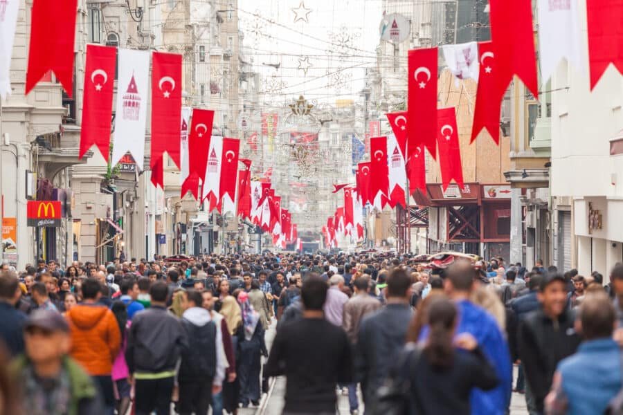 Istiklal streetm Taksim Istanbul Guide