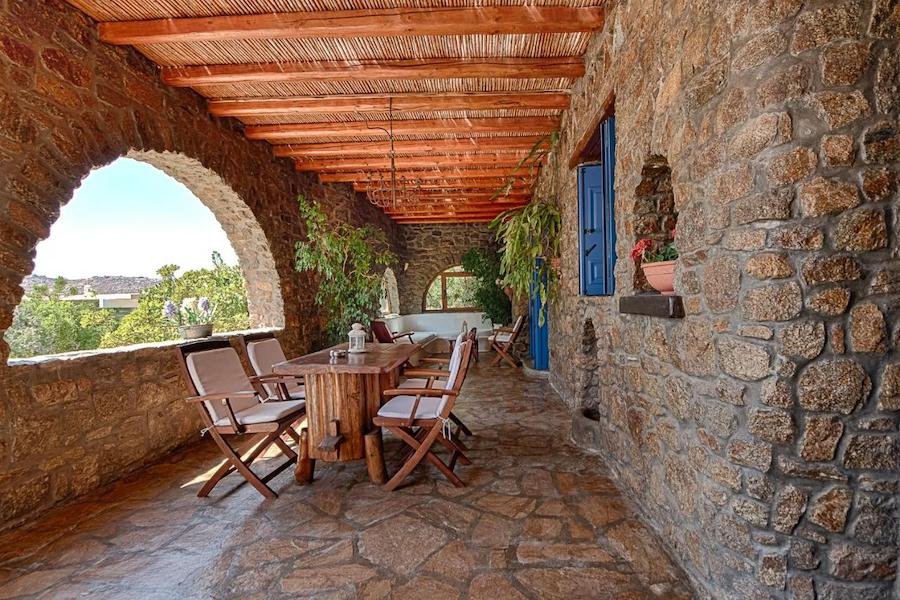 Greece Travel Blog_Where To Stay In Mykonos_Mykonian Iros Suites & Villas