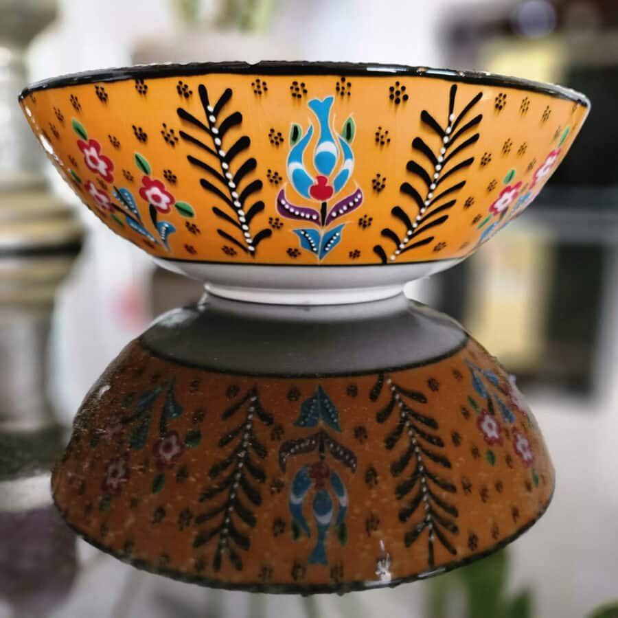 Ceramic bowl from Ephuses_Souvenirs from Turkey_Shopping in Istanbul
