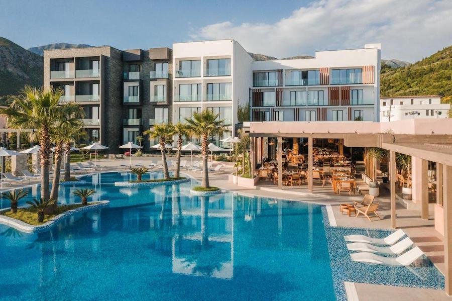 Albania Travel Blog_Where To Stay On The Albanian Riviera_Miamar Hotel
