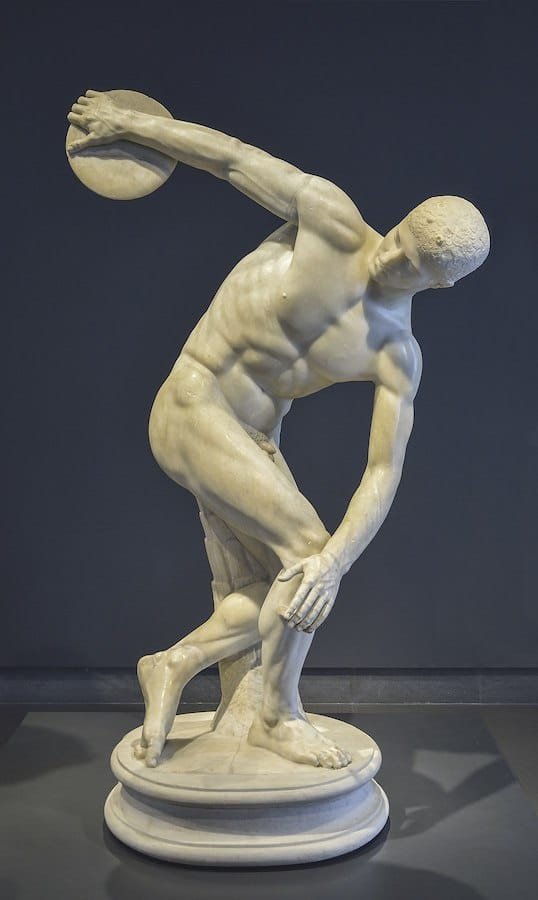 Find a famous Greek statue of a man throwing a discus.
