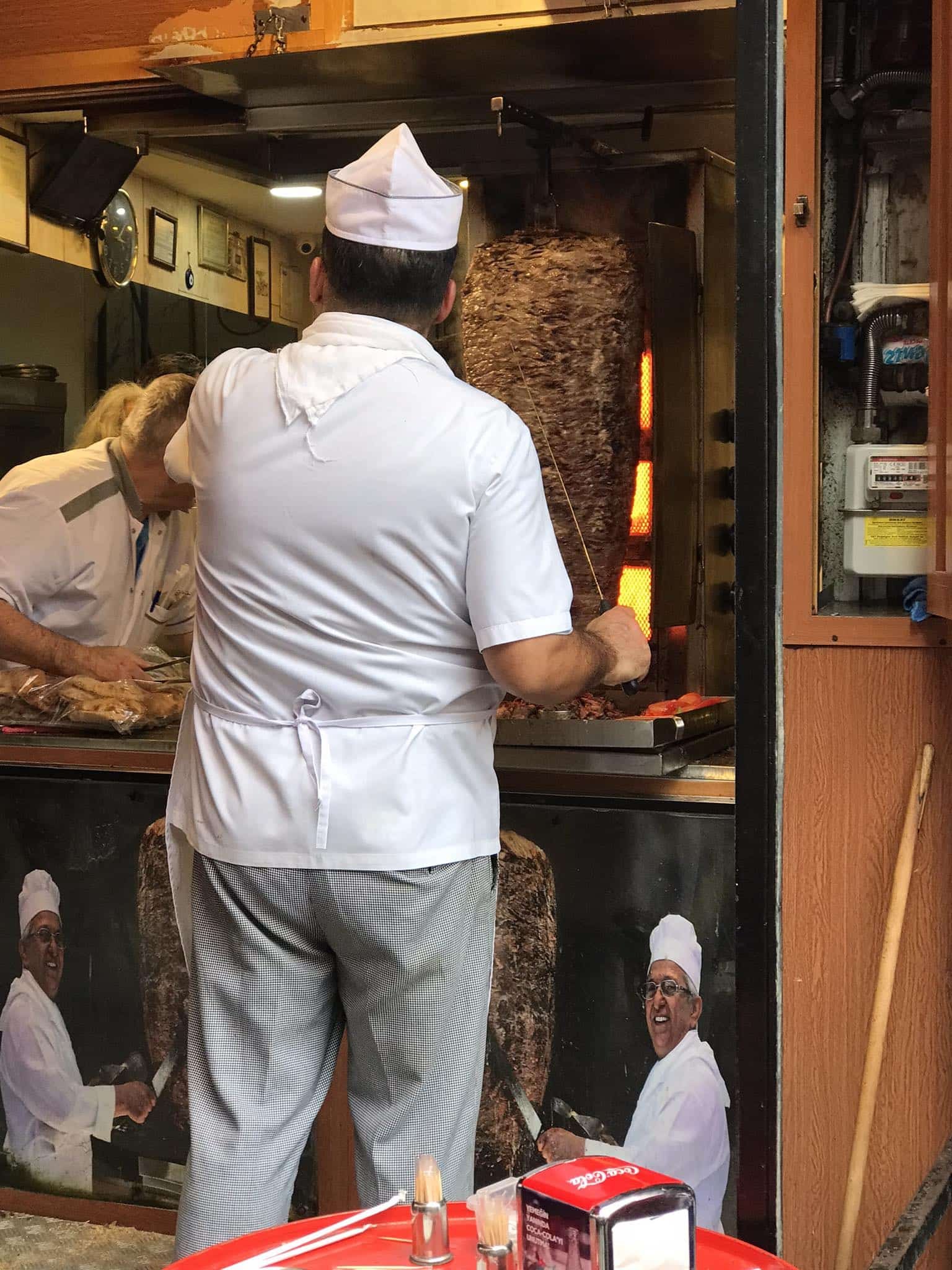 A man is preparing a kebab in Istanbul at Karadeniz Doner Asim Usta, Besiktas