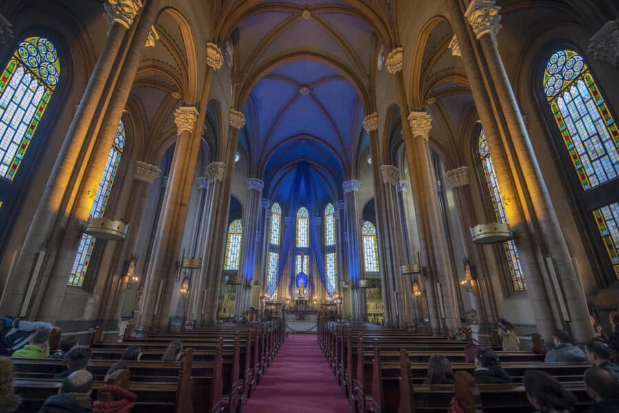 Christmas In Turkey - nterior of Nave of the Saint Anthony of Padua (St. Antoine Church) , the largest Roman catholic cathedral in Istanbul. Beyoglu district