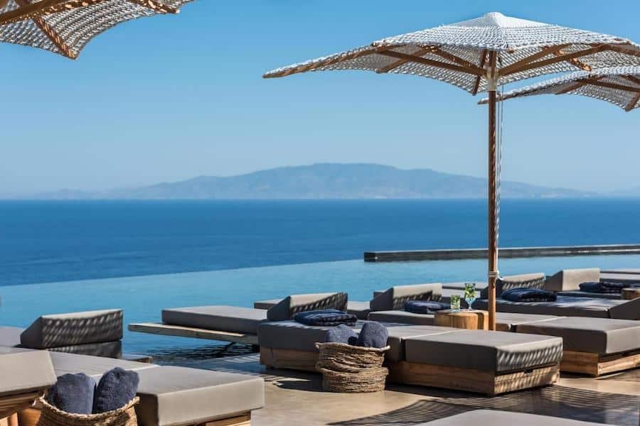 Greece Travel Blog_Best Resorts In Santorini_Andronis Arcadia Hotel