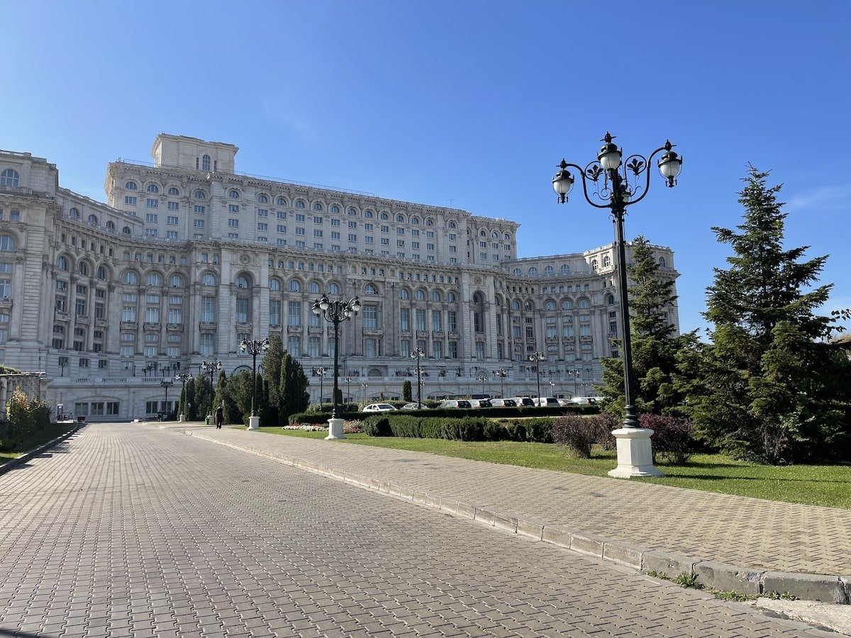 The palace of parliament in Bucharest, Romania is an impressive architectural marvel. Showcasing exquisite design and opulence, this grand building stands as a symbol of Romanian history and achievement. With its magnificent