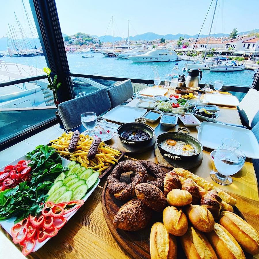 Turkey Travel Blog_Best Restaurants In Marmaris_Queen Steakhouse & Fish