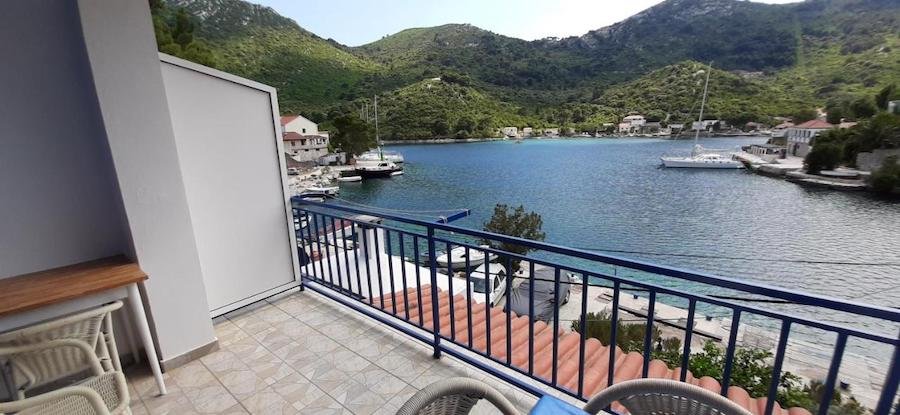 Croatia Travel Blog_Where To Stay In Mljet Island_Apartments Lampalo